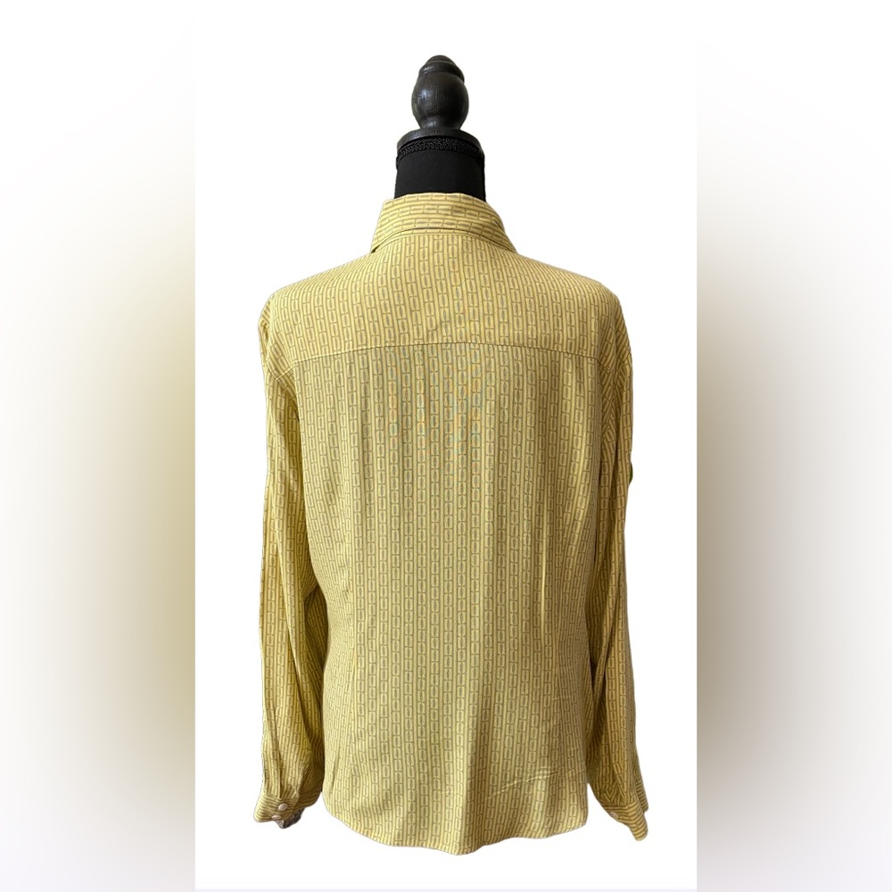 L. L. Bean: Yellow and Gray 100% Rayon Pattern Button Down Shirt - Picture 17 of 17